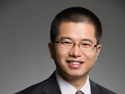 楊新宇：以技術(shù)創(chuàng)新引領(lǐng)行業(yè)變革，開啟軟件開發(fā)新紀(jì)元