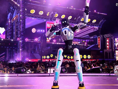 能文能武！智元首個機器人藝人天團亮相湖南衛視跨年演唱會
